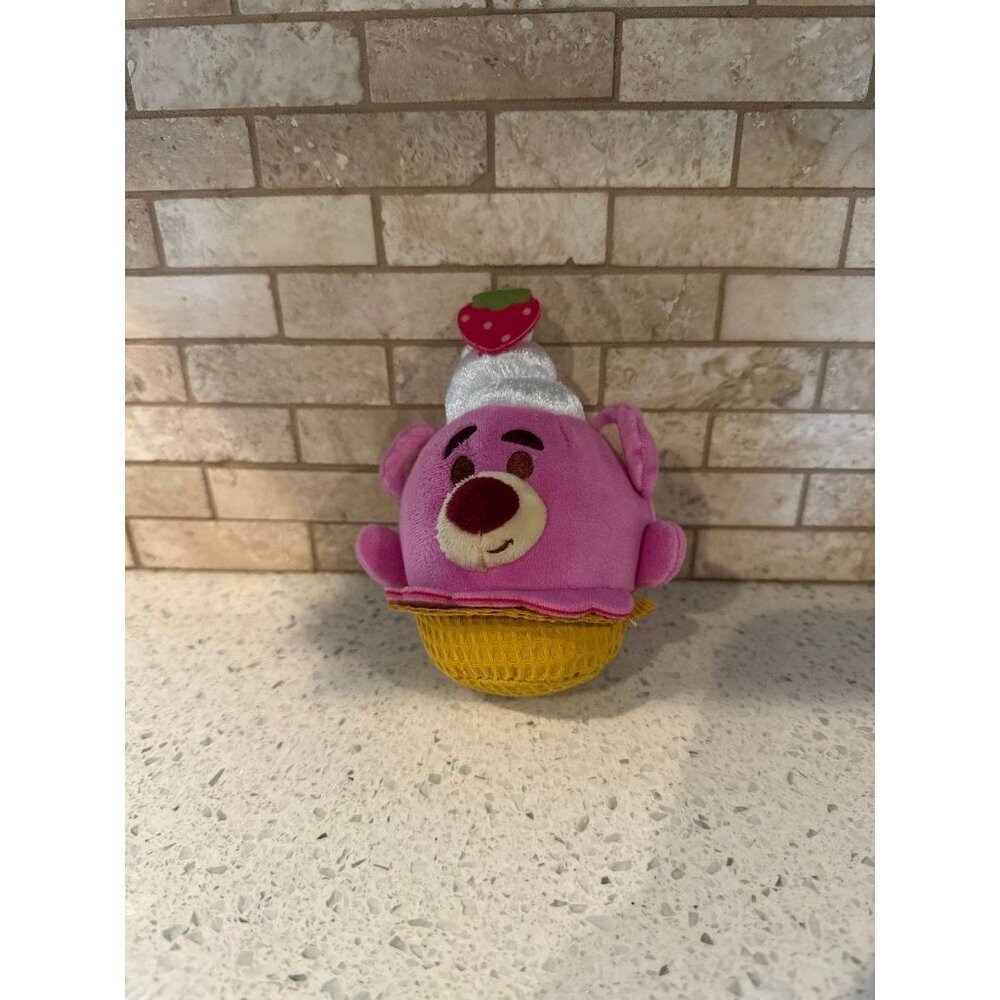 Disney Parks Munchlings Plush Lotso Strawberry Sundae Sweet Treats Series‎ Pink
